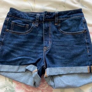 High waisted cuffed shorts